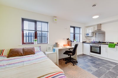 Premium Plus Studio Apartment | Sunderland Main Photo