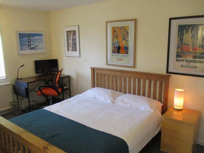 Large double room available Main Photo