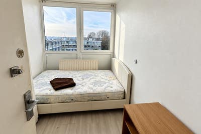 Affordable Small Double Room in Roehampton | &pound;660  Main Photo