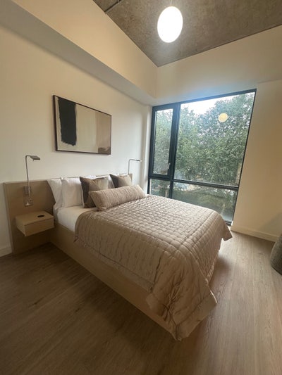 🌟Luxury Co-living 1 bed apartment W6🌟 Main Photo
