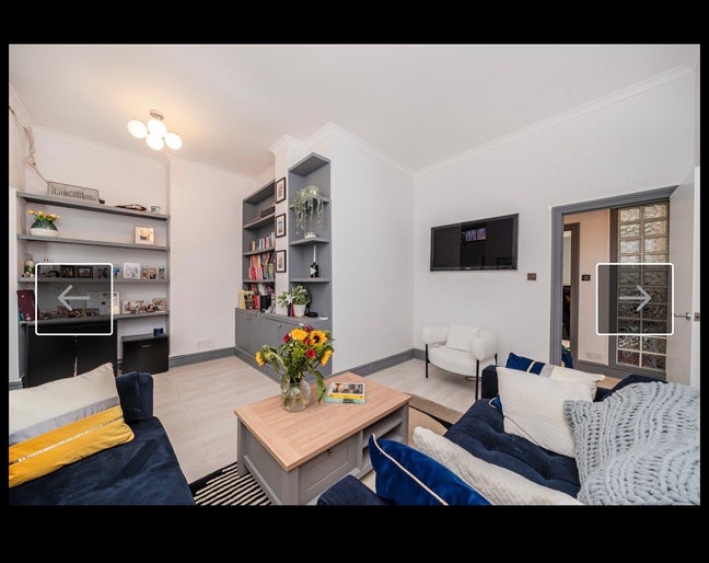 Looking for a new roommate  Main Photo