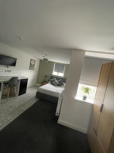  City Centre Living Luxury Studios Room Main Photo