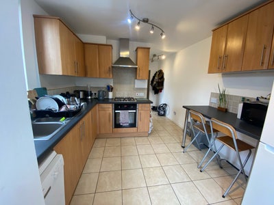 Stunning doubles, 2 bath, homely flatshare, SW18 Main Photo