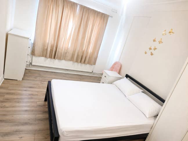 Double Room Available in Hendon  Main Photo