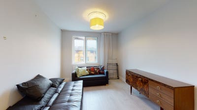Two-Bedroom Furnished Apartment in Brewers Court Main Photo