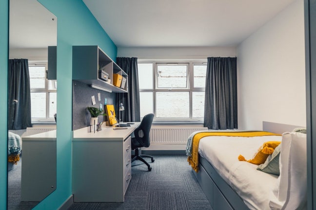 Urgent Student Tenancy Takeover – Pennine House Main Photo