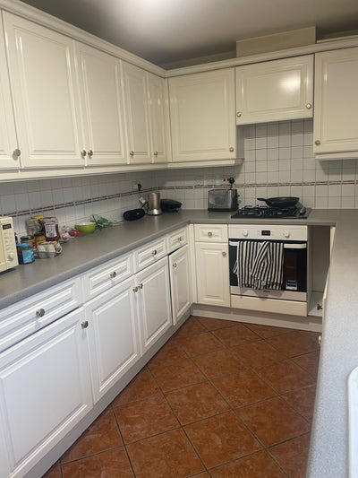 Double Room in A Nice Home Close to L’Pool St Stat Main Photo