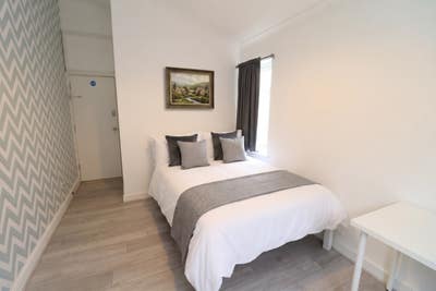 Stunning Rooms In Charlton | SE7 Main Photo
