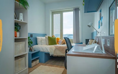 SOLD OUT Classic 3 bed ensuite student takeover Main Photo