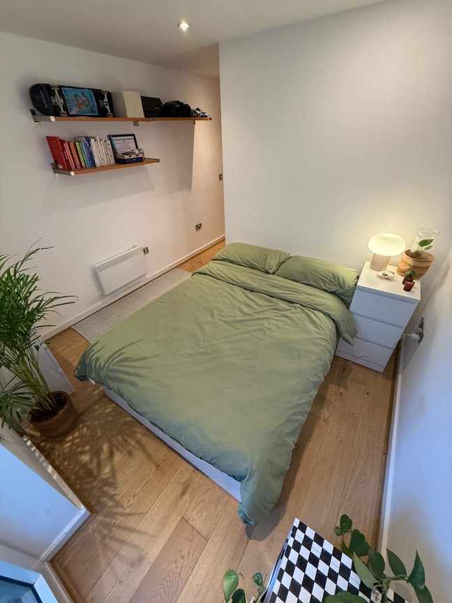 Room in 2-bed flat, zone 1, &pound;1,550pcm Main Photo