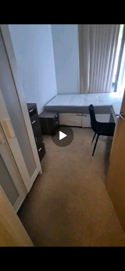  Room Bow No Deposit Universal Credit Allowed 1100 Main Photo