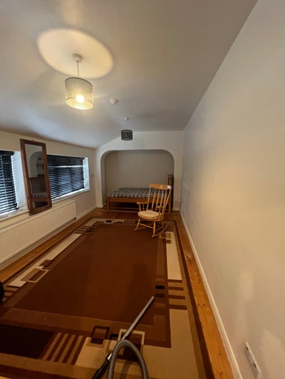 First floor studio in Bounds Green and Bowes Park Main Photo