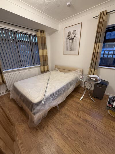 Studio Flat - All Bills Inc,private parking Main Photo