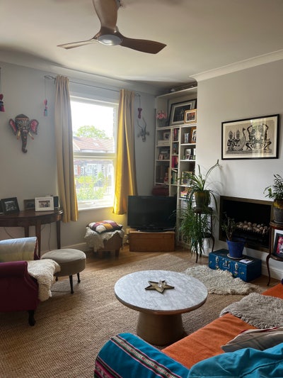 1 double bedroom self contained large flat Main Photo