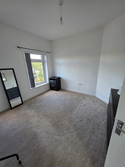 Room in Selly Oak  Main Photo