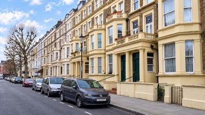 Spacious  Furnished Double Room (&pound;1200 bills incl) Main Photo