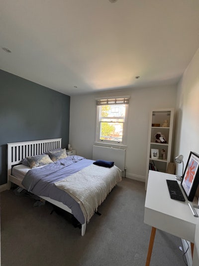 1 double bedroom in Furzedown Main Photo