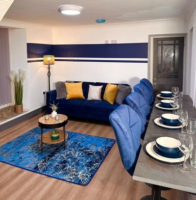 Modern Large En-Suite Bedroom  Main Photo