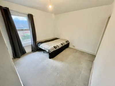 2 beautiful rooms in lovely house Main Photo