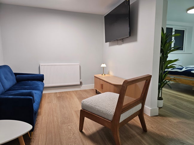 Apartment for Let, 10 mins Walk to Town Main Photo