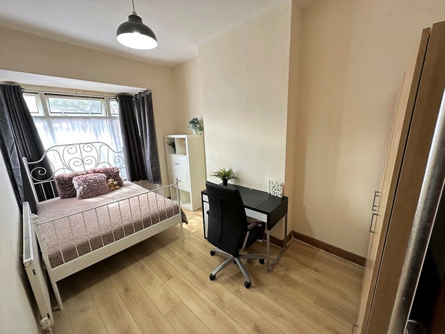 Professional Houseshare in Handsworth Main Photo