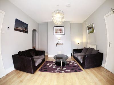 🏡Well-Presented Double Room|All Inclusive Bills | Main Photo