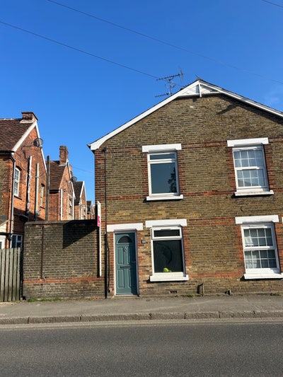 Single Bed Room Available Main Photo