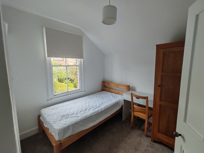 Single Room in Oxford Available Main Photo