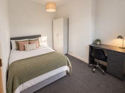 Cosy 3Bed House | Groups | Oct 26 | Near UoM/MMU Main Photo