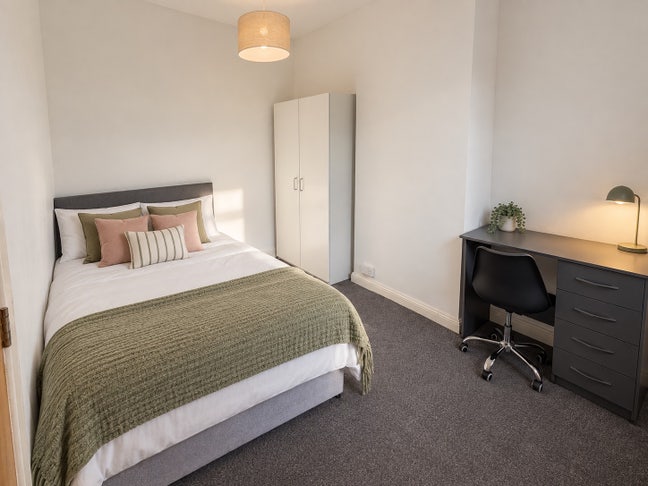3-Bed House | 1 Room left!| Near UoM🚶| Oct 20th Main Photo