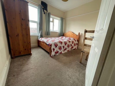 Spacious Furnished Single room- bills included Main Photo