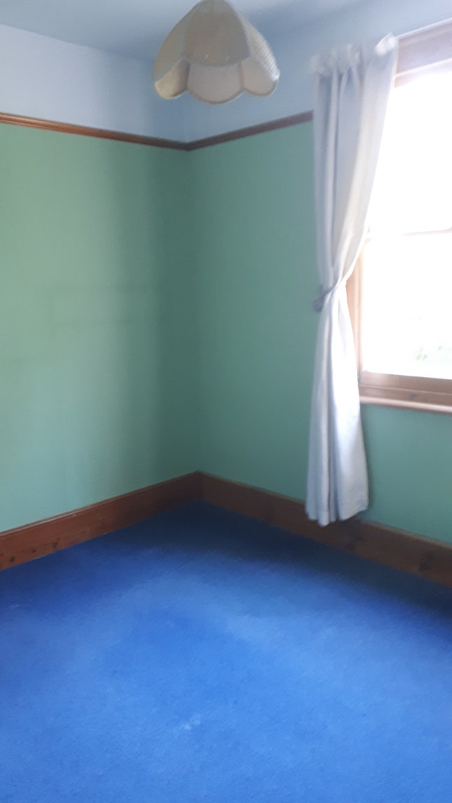 Room available Main Photo