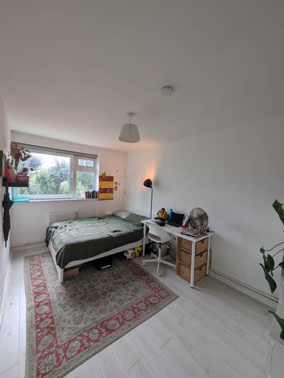 Two Double Room Available - Bills Included  Main Photo
