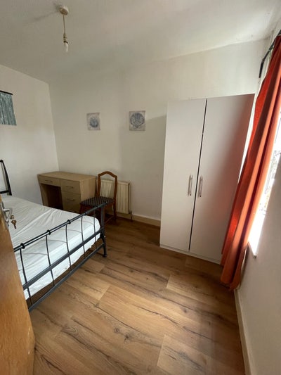 Double room - bills included  Main Photo