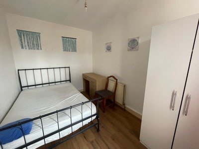 Double room - bills included  Main Photo