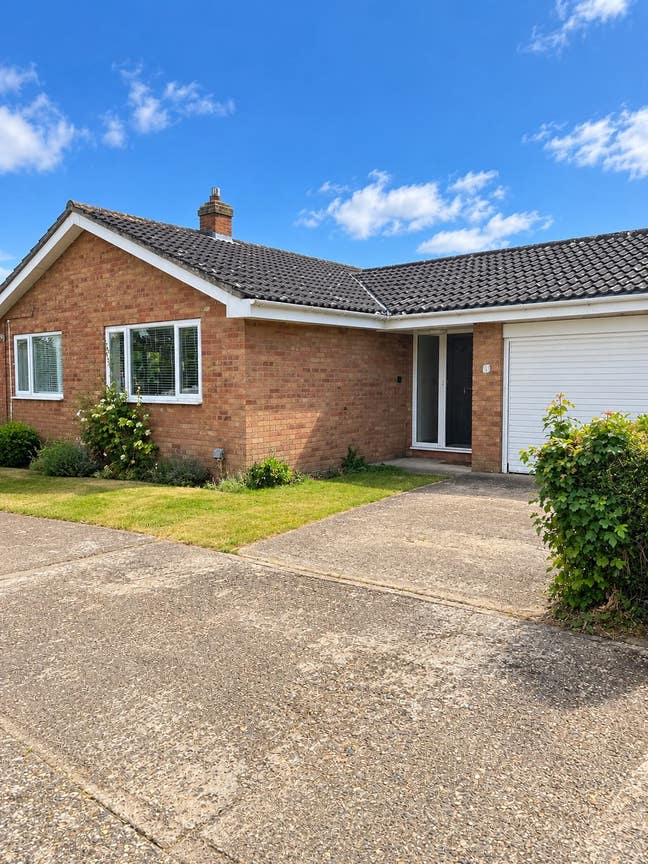 3 bed bungalow in Thurston for &pound;900 Exc Bills  Main Photo