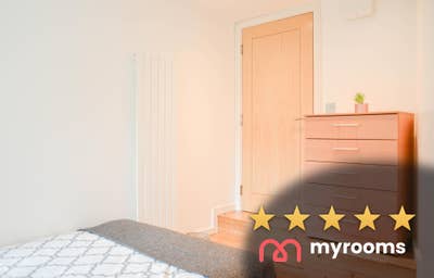 Lovely Room in London Bridge - 3 Mins to Tube Main Photo