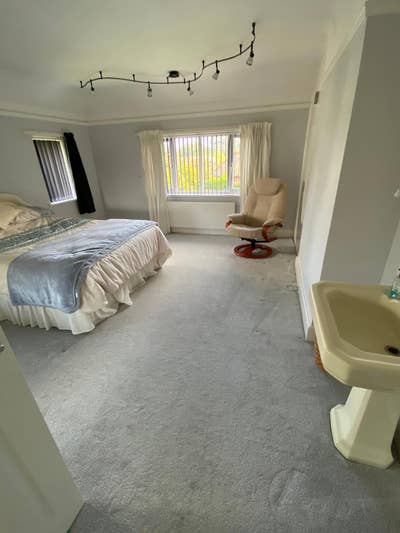 Large Bright Double Room and Bathroom Main Photo