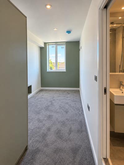 🏡 Brand New Studios & En-Suite Rooms – Carlton 🏡 Main Photo