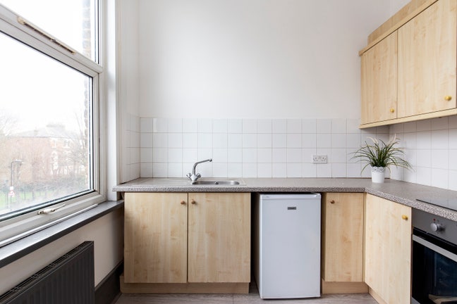 ‼️LRG Bedsit- All Bills - WIFI, Council tax inc. Main Photo