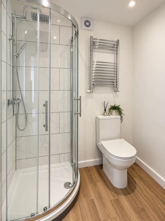 🏡 Brand New Studios & En-Suite Rooms – Carlton 🏡 Main Photo