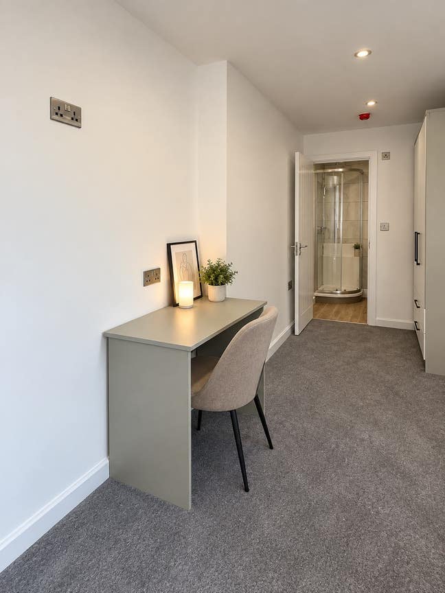 🏡 Brand New Studios & En-Suite Rooms – Carlton 🏡 Main Photo