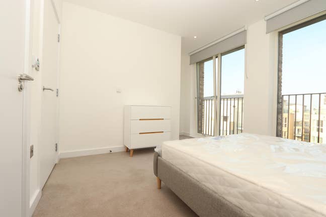 Room in Canada Water - 5 Mins from Station.  Main Photo