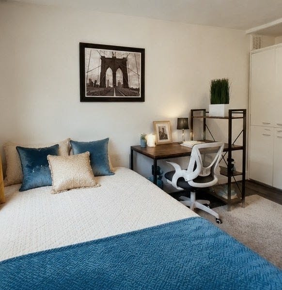 Large DBL, own kitchenette, Southwark Main Photo