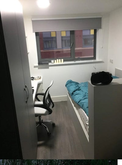 En-suite Bronze plus single apartment  Main Photo
