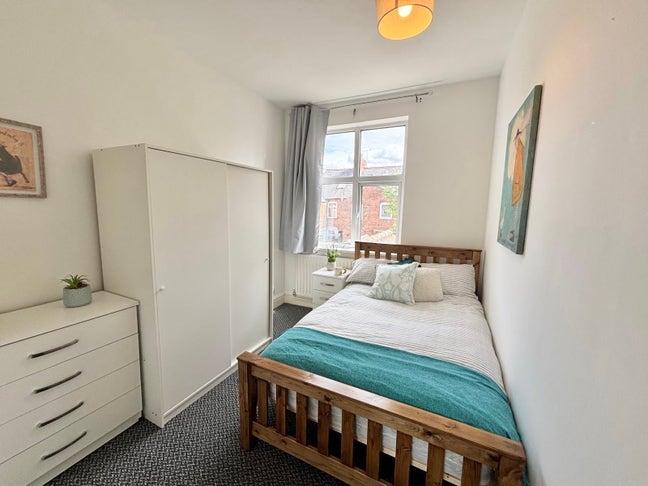 New Ensuite in Canterbury Terrace - All Bills Inc Main Photo