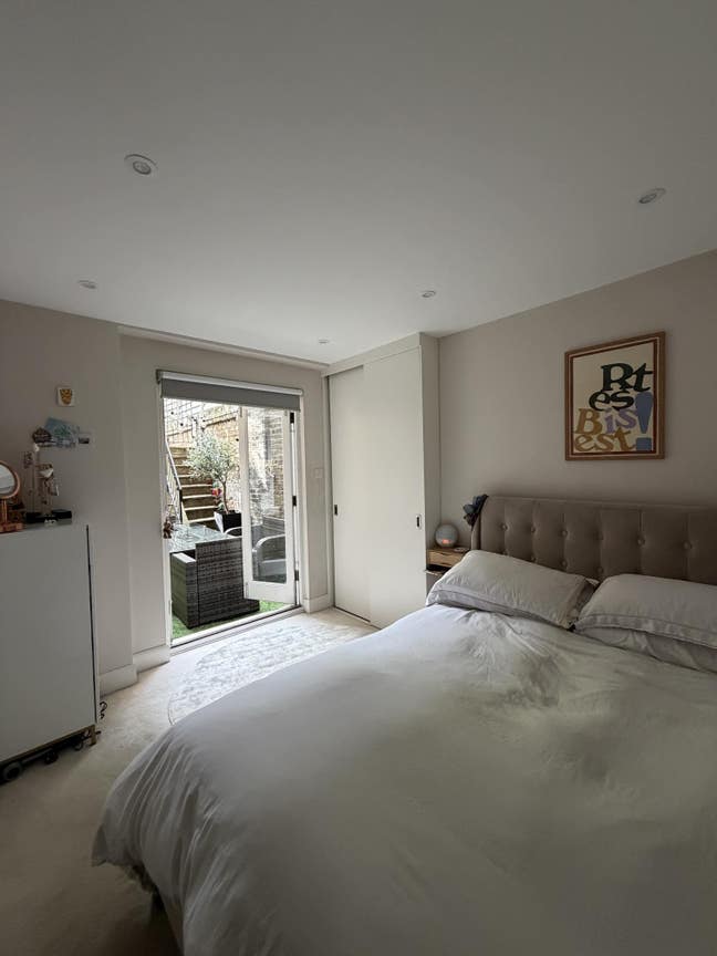 Modern double room to rent in West London  Main Photo