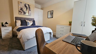 😲 Large Double Room • No Deposit Option (8Mr) Main Photo