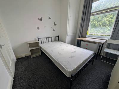 Spacious Rooms In Failsworth | Gorgeous Property Main Photo