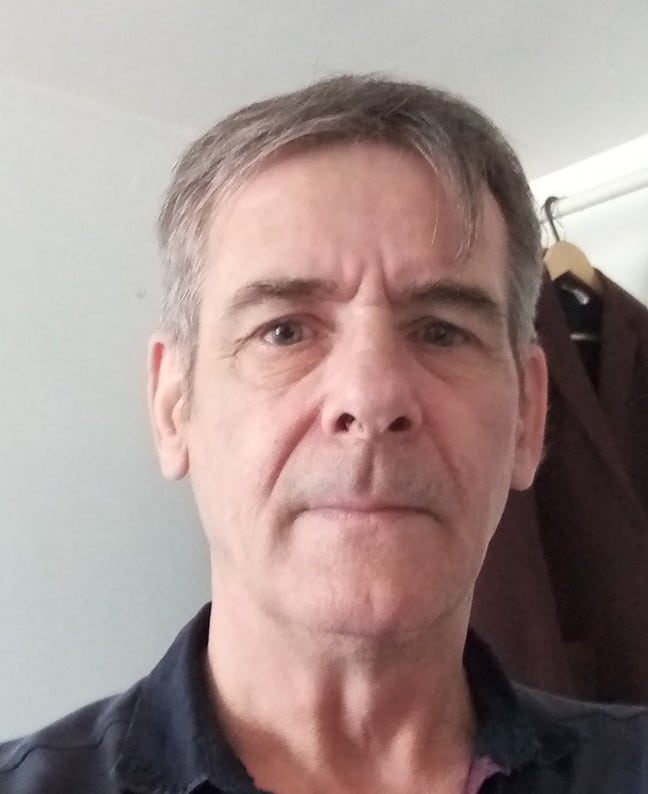 I am a professional male aged 61 hgv1 driver,... Main Photo